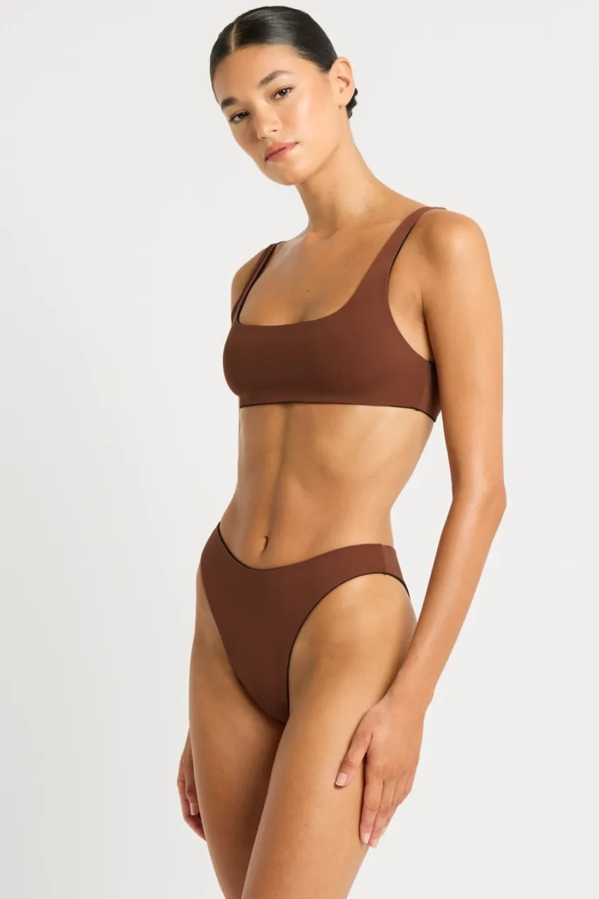 BOND-EYE QUINN REVERSIBLE CROP - BLACK/ARABICA